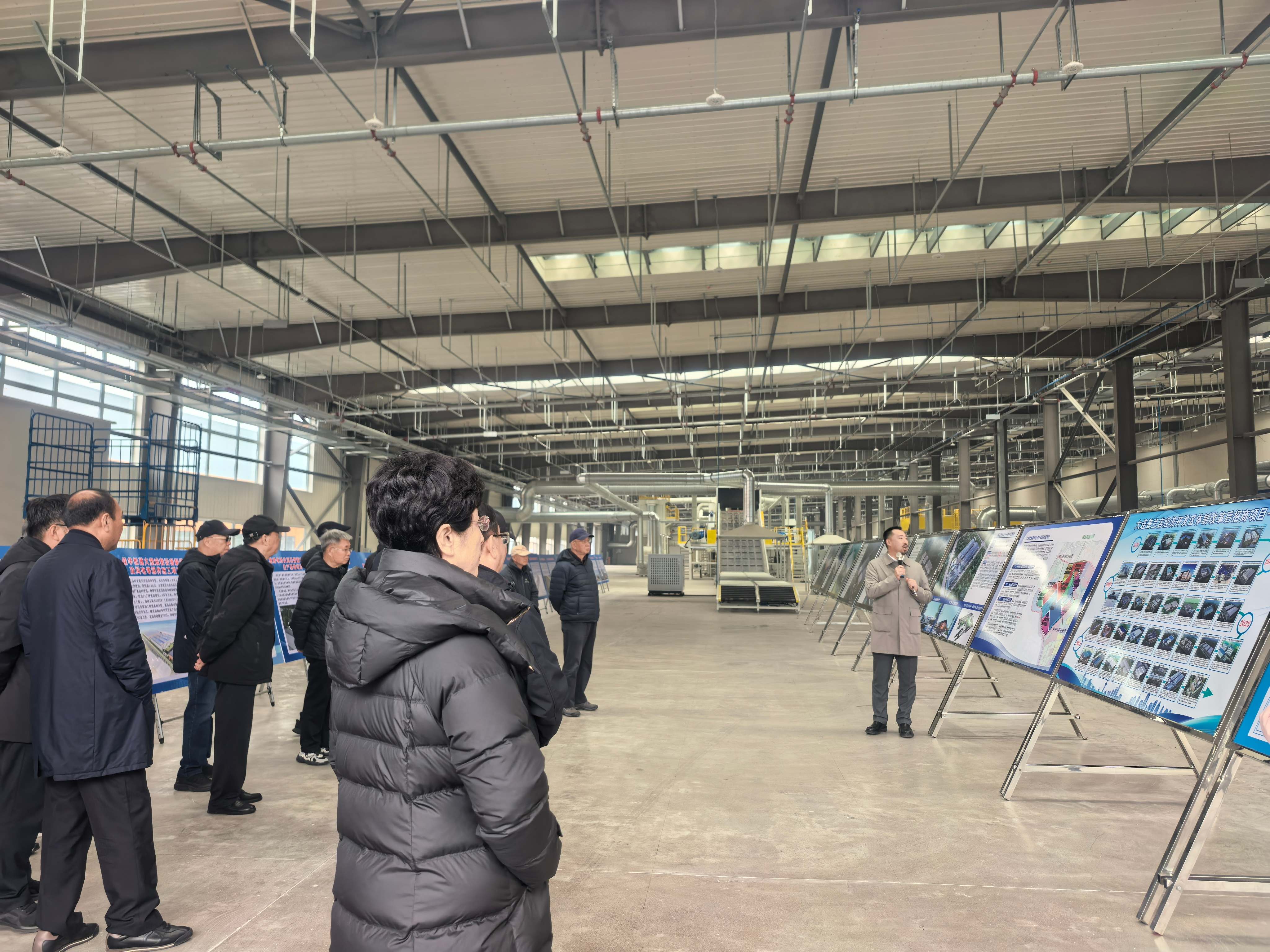 大连市老干部调研大连新宝GG集团循环经济产业园 点赞绿色发展新实际(图4) 大连市老干部调研大连新宝GG集团循环经济产业园 点赞绿色发展新实际(图4)