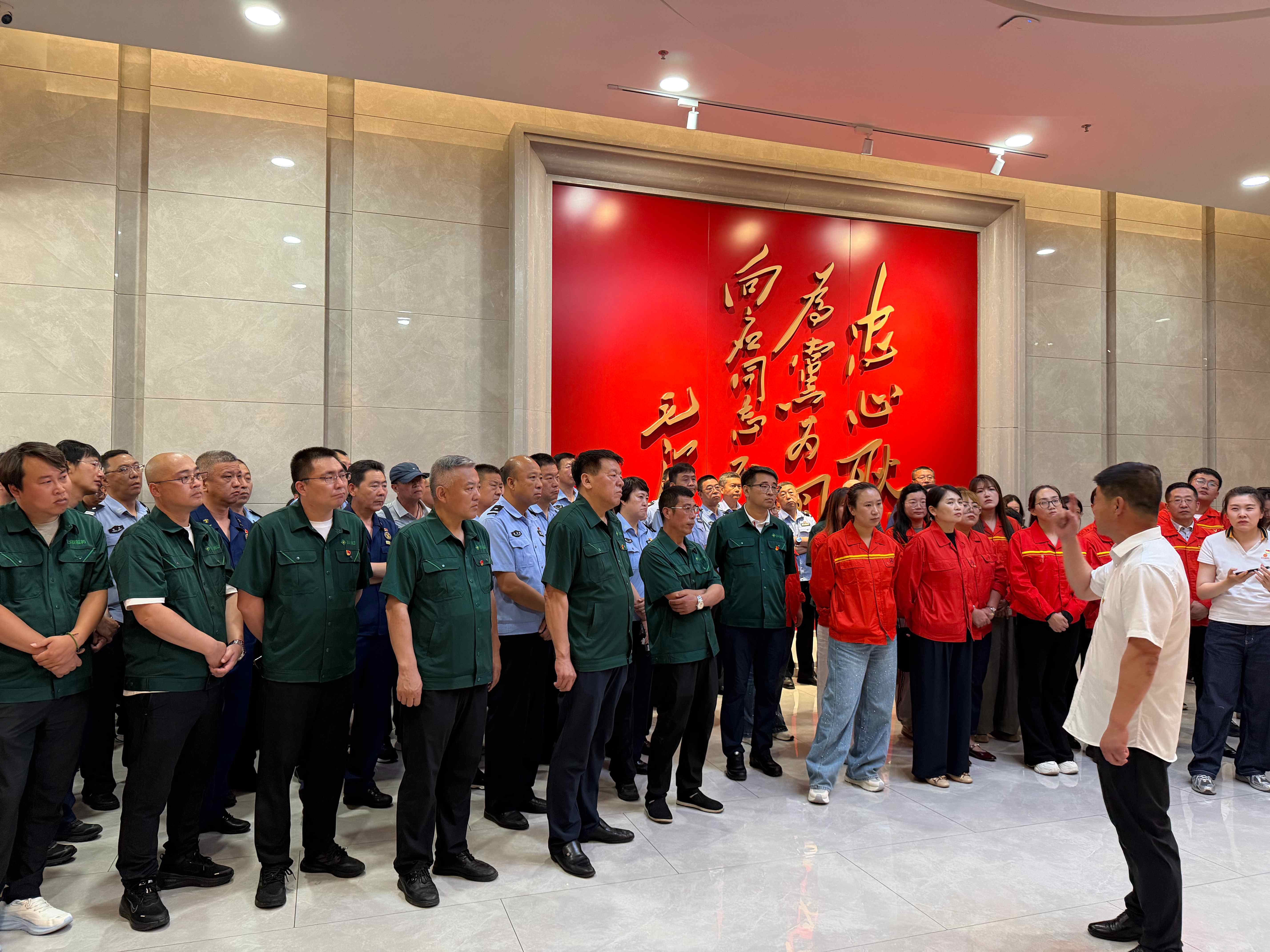 庆建党红色铸魂、强担任兴企筑城 —— 新宝GG集团2026年七一党建专题活动(图4) 庆建党红色铸魂、强担任兴企筑城 —— 新宝GG集团2026年七一党建专题活动(图4)